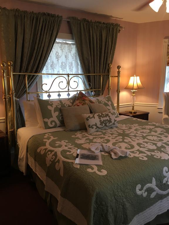 Parsonage Inn Bed And Breakfast 圣迈克尔斯 外观 照片