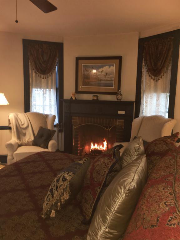 Parsonage Inn Bed And Breakfast 圣迈克尔斯 外观 照片