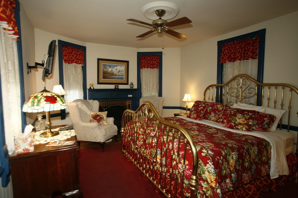 Parsonage Inn Bed And Breakfast 圣迈克尔斯 外观 照片