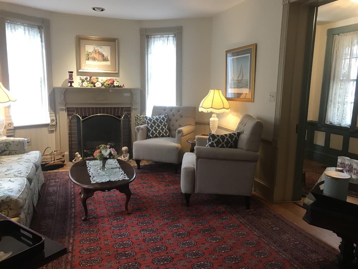 Parsonage Inn Bed And Breakfast 圣迈克尔斯 外观 照片
