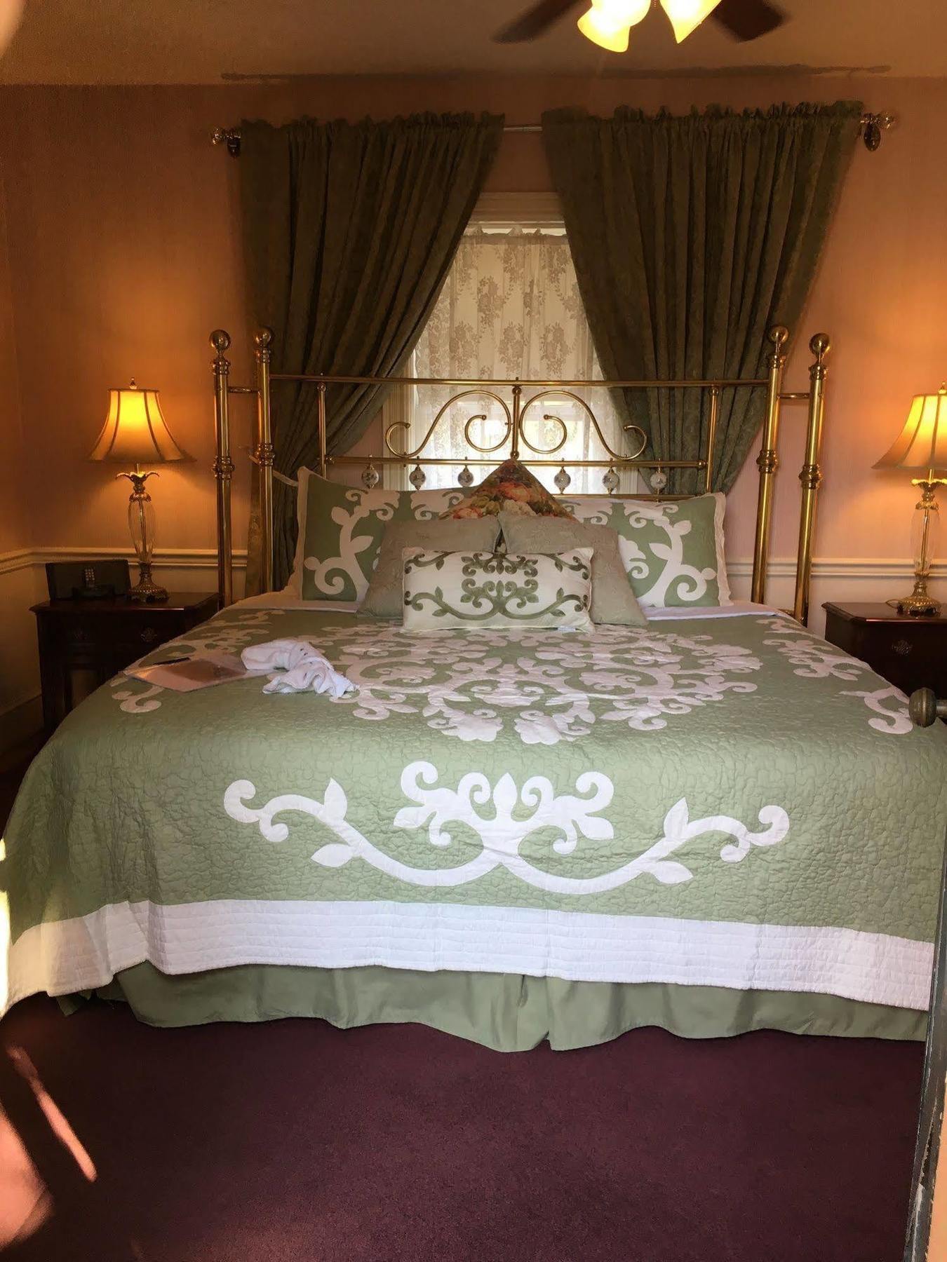 Parsonage Inn Bed And Breakfast 圣迈克尔斯 外观 照片